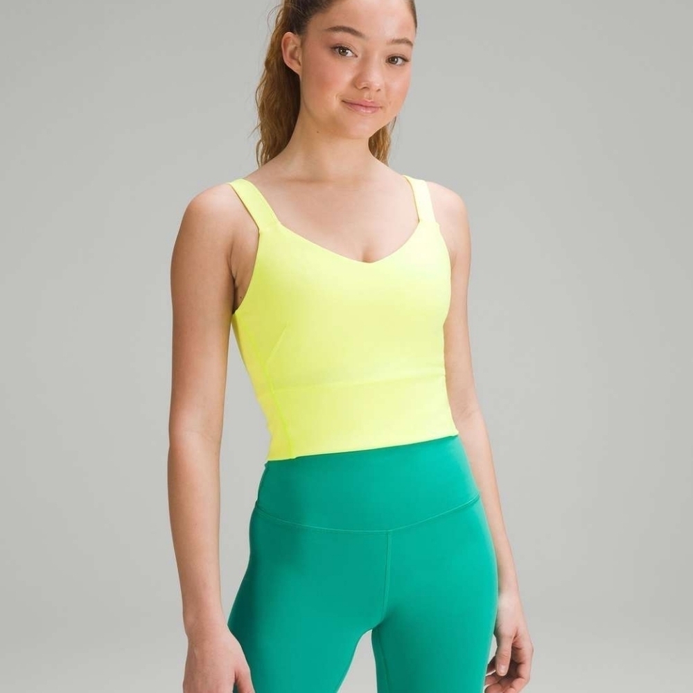 Lululemon Wunder Train Straight Strap Tank Top size 4 in VGUC